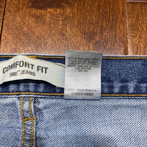 Levi's 560 Vintage Comfort Fit Baggy Denim Blue Jeans Men's Size 42 x 32 - Picture 7 of 11